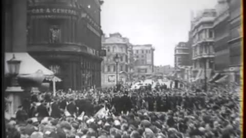 WORLD IN FILM. Iss... - WORLD IN FILM. Issue no. 178, CLAY AND ROBERTSON IN THE RUHR - 111-adc-10212