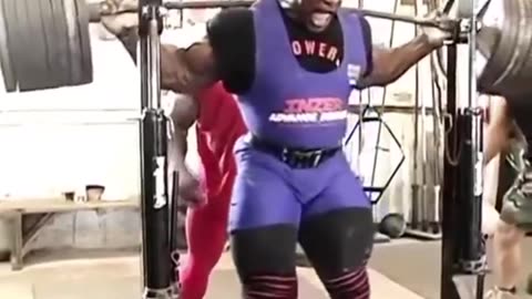 Ronnie Coleman DESTROYS 800lbs Squat for 2! 💪🔥