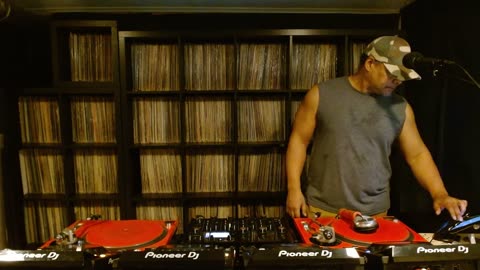 "Jams Outside the Club" with Wil Milton 10.13.25