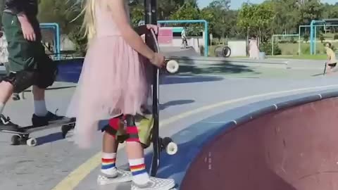 Breaking: Six-year-old girl is a skateboarding prodigy