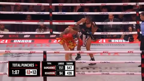 Combat de Boxe Leila Beaudoin vs Alicia Baumgartner