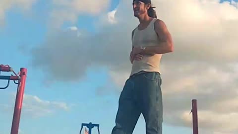 Batman Is The CEO Of Bar For Bar Fitness!!! 🦇 💪