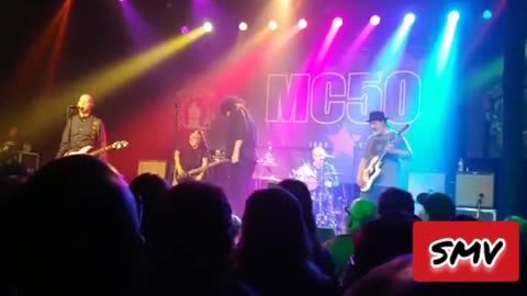 #ShittyMillennialVideos 📱📹🎬 Mc5 🎸 - I Want You RN! 💦😉 @ Roseland Theater Portland, OR 10/15/2018