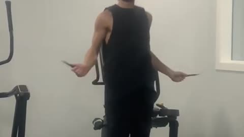 round 8 of 10 from hiit workout #1 ✝️