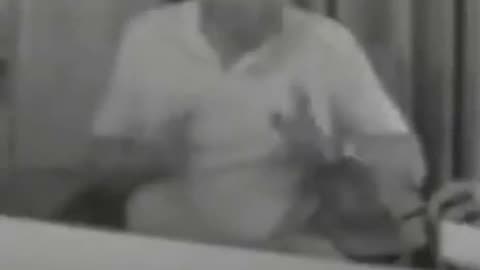 💥📸 Epstein’s Own Butler Walked Into an FBI Sting and Tried to Sell Epstein's Little Black Book to Them For $50K