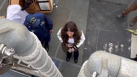 🚨 DHS Secretary Kristi Noem arrives at a Coast Guard Cutter in New York City