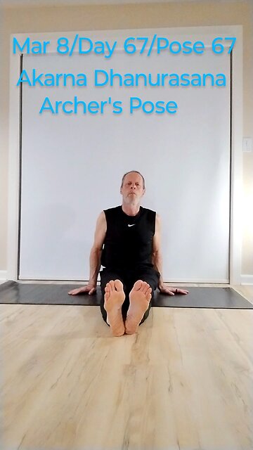 Akarna Dhanurasana / Archer's Pose