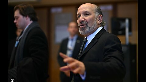 Speaker Johnson Defends Lutnick Amid Epstein Scrutiny