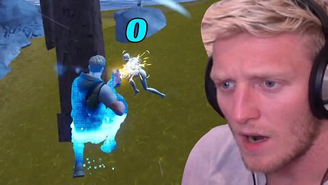 Tfue's Weapons Do 0 Damage & He STILL Gets Kills..