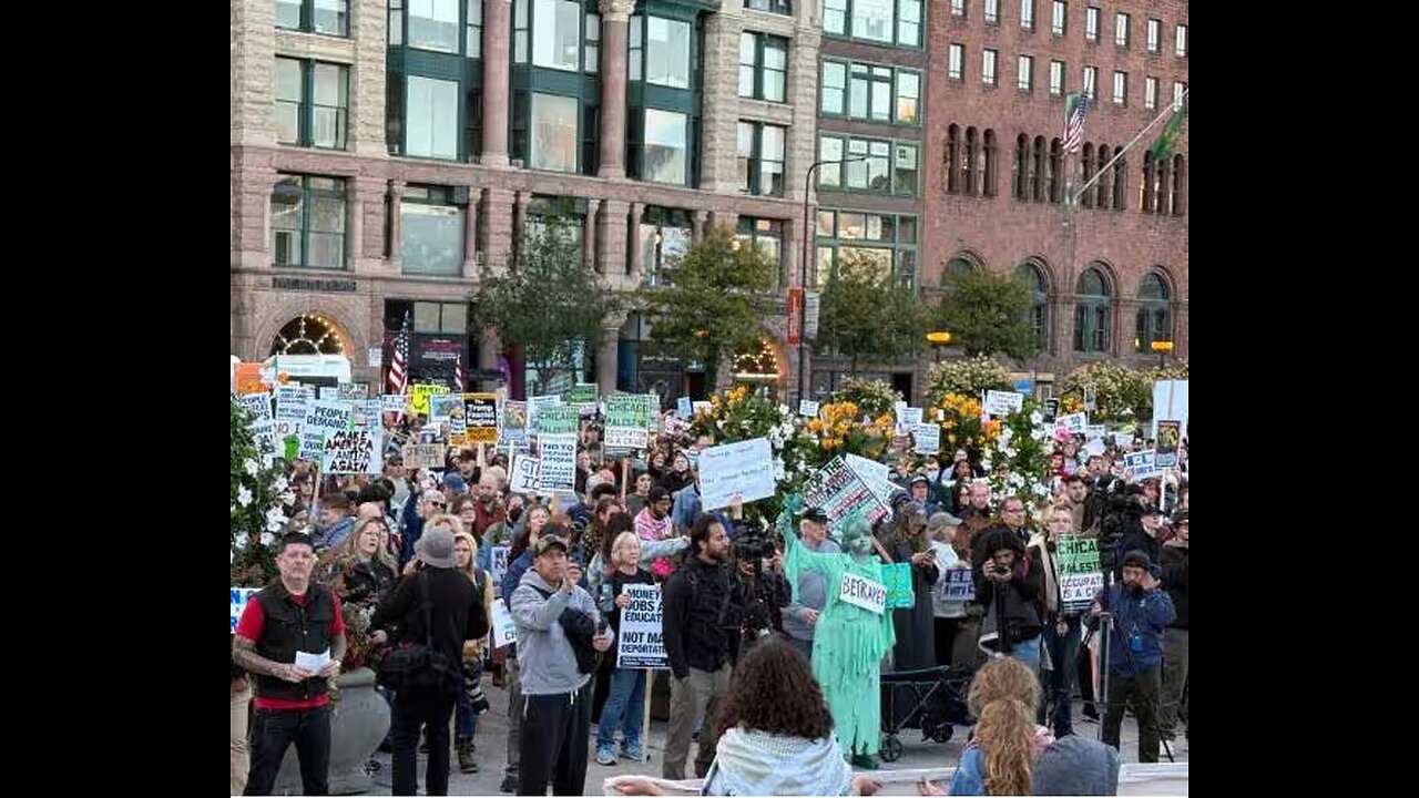 Don't Use Force on Chicago Journalists, Judge Orders Feds