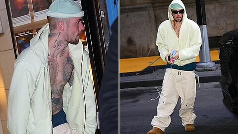 Justin Bieber Exposes Tattoo During NYC Spa Day