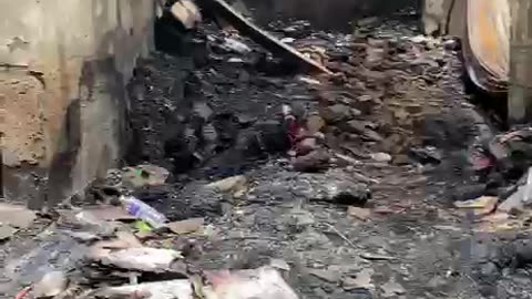 Local quemado en incendio en el Mercado