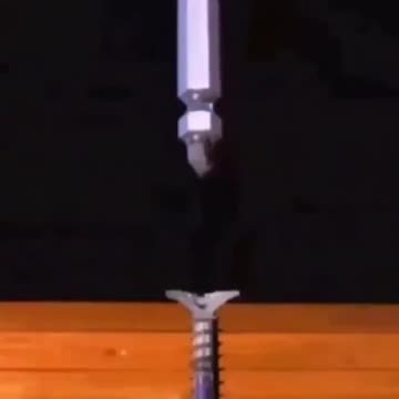 Damaged Screw Extractor Bit Drill Set Broken