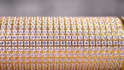 This $1,850 Vape is COVERED in JEWELS! Vape Nostalgia - VapingwithTwisted420