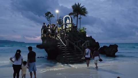 Look! This is Boracay White Beach on September 23-24 2025 5:00pm Walk