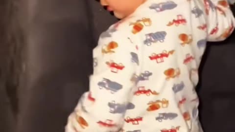 Baby’s reaction when he hears dad snoring 😂