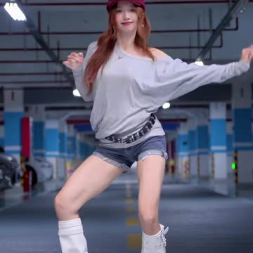 Bewitching Peacock Blue Short shorts Vivacious Spicy Dance | Daily Beauty EP 944
