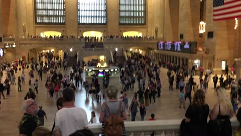 Walking Manhattan: Grand Central Neighborhood 3 (2019)