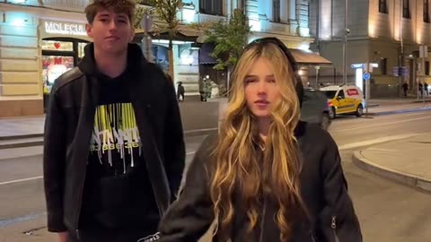 не наверное а миша_ group dance in PAris