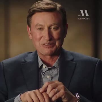 Trump says Wayne Gretzky should “run for Prime Minister of Canada, soon to Governor of Canada.