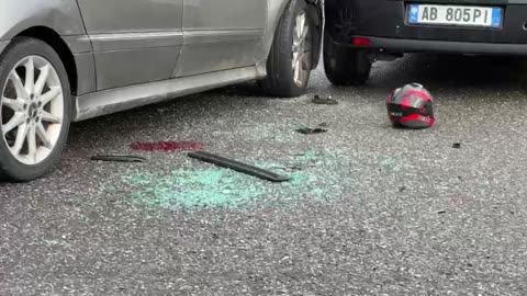 Përplasje e trefishtë në superstradën Lezhë–Milot, lëndohet drejtuesi i motoçikletës