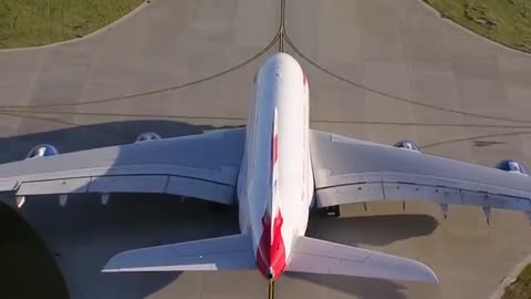 Emergency_Landing!___Heathrow__Britain_s_Busiest_Airport___S5_E1___Our_Stories