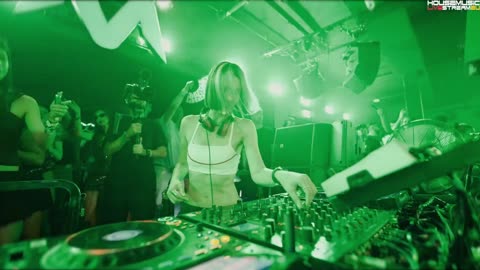 MISS MONIQUE LIVE DJ SET FROM HÏ IBIZA CLUB ROOM • 2025