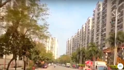 Gaur City 1st Avenue Ready to Move Flats Greater Noida West