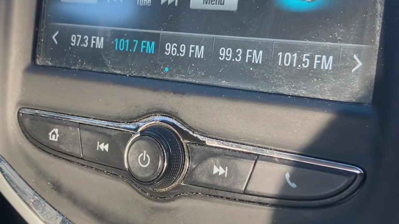 "Urgent: Russia Hacks U.S. Radio Stations" - TikTok video