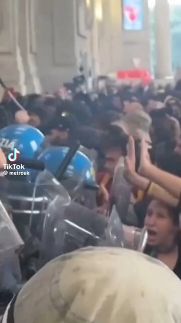 Protests take place across Italy