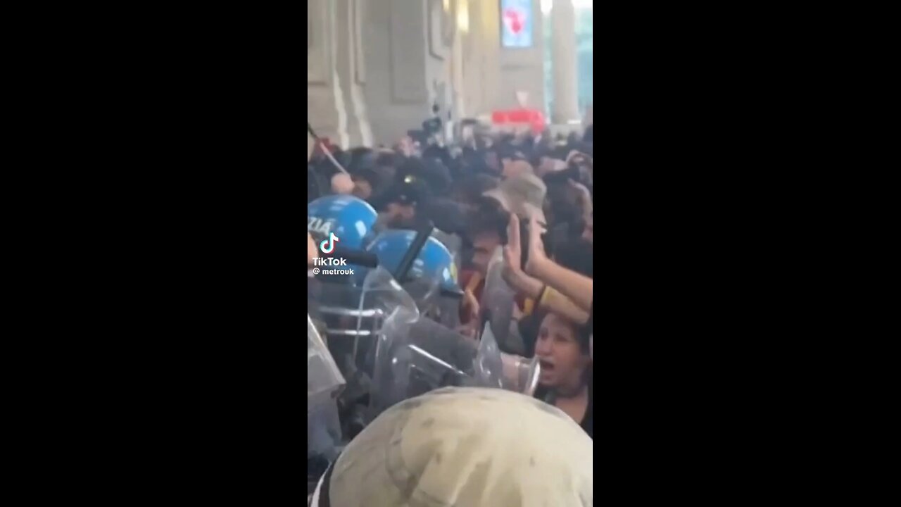 Protests take place across Italy