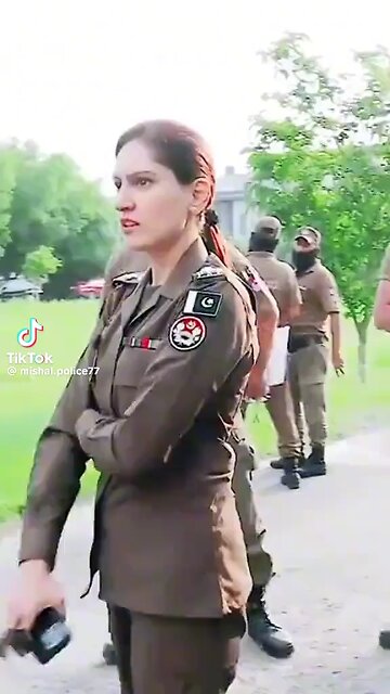 Decent police officer