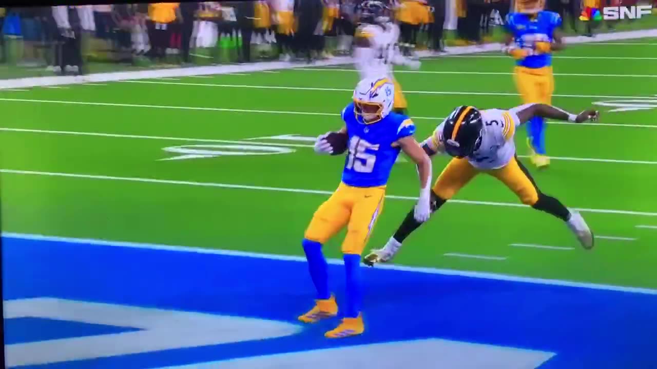 Chargers WR #15 Ladd McConkey TD🏈14yds.