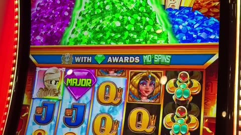 60 Seconds of PURE Chaos. 5 SPINS!!!!!!!!!! #casino #gambling #slot