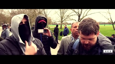 Muslim gets seriously triggered and starts mocking after getting busted - Bob of Speakers’ Corner