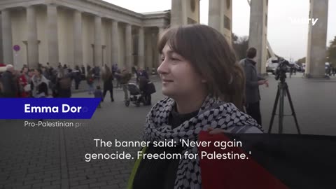 Pro-Palestinian activists scale Brandenburg Gate in support of Gaza