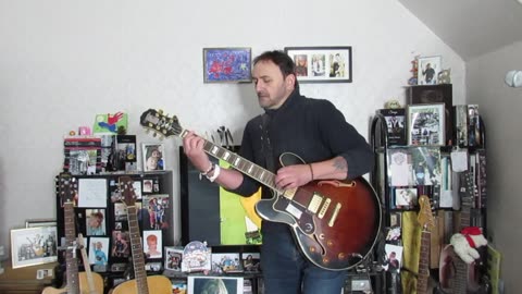 Paul Murphy - 'Run - While You Can' . [Take 2]