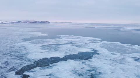 ¿POR QUÉ EL AGUA DEL MAR ES SALADO?