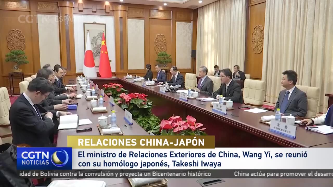 El ministro de Relaciones Exteriores de China se reunió con su homólogo japonés
