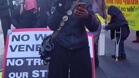 Africans support president Nicolás Maduro and first combatant Cilia Flores.