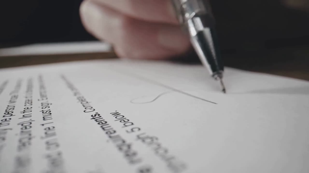 前代未聞の通告—副理事長2名の解任