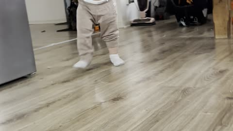 Baby Kayla Gets a Balloon 🎈👶 (So Cute)