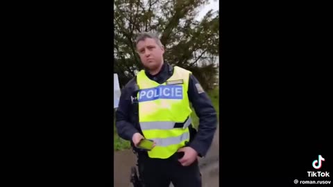 Živý člověk vs korporace PČR