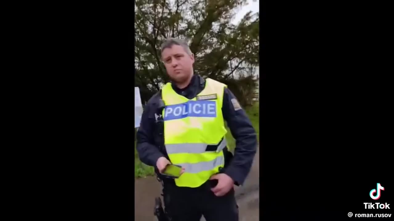 Živý člověk vs korporace PČR