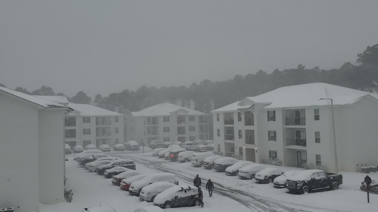 Gulf Coast's first snow in 1000 years