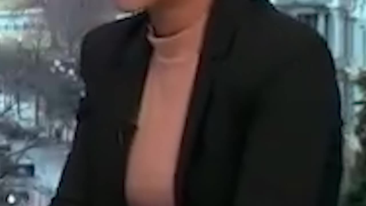 ILHAN OMAR SAYS "YOU'RE STUPID" & NO RIGHT TO SPEAK