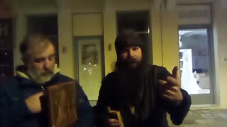 ΟΤΑΝ ΣΥΜΒΙΒΑΣΤΕΊΣ ΜΕ ΤΟ ΣΎΣΤΗΜΑ ΕΙΣΑΙ ΧΑΜΈΝΟΣ