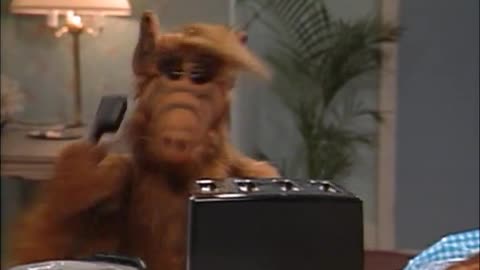 CLASSIC TELEVISION "ALF " ALIEN LIFE FORM