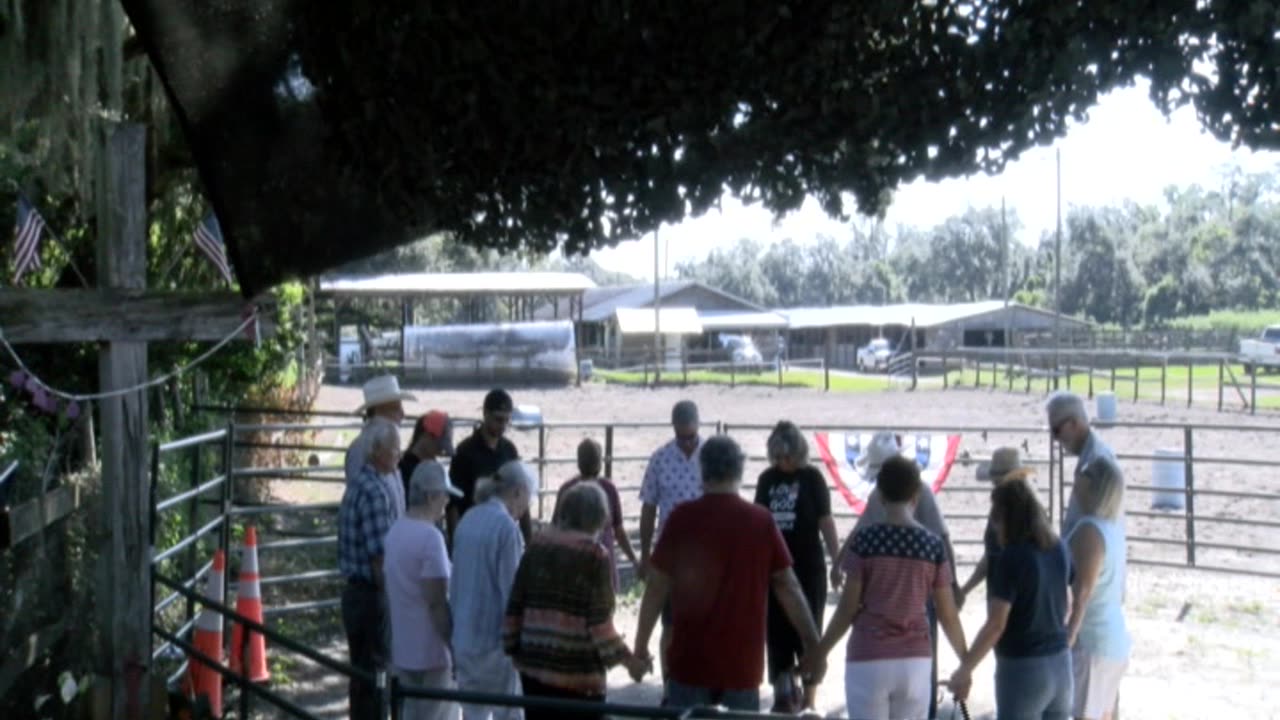 Skipper Calder & Cowboy-up Ministry bring horse training with a message at 11am.