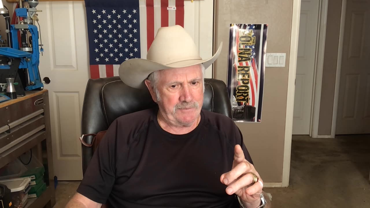 These Trolls Attacking Me On YouTube, Need To Take The Shit Out Of Their Ears!